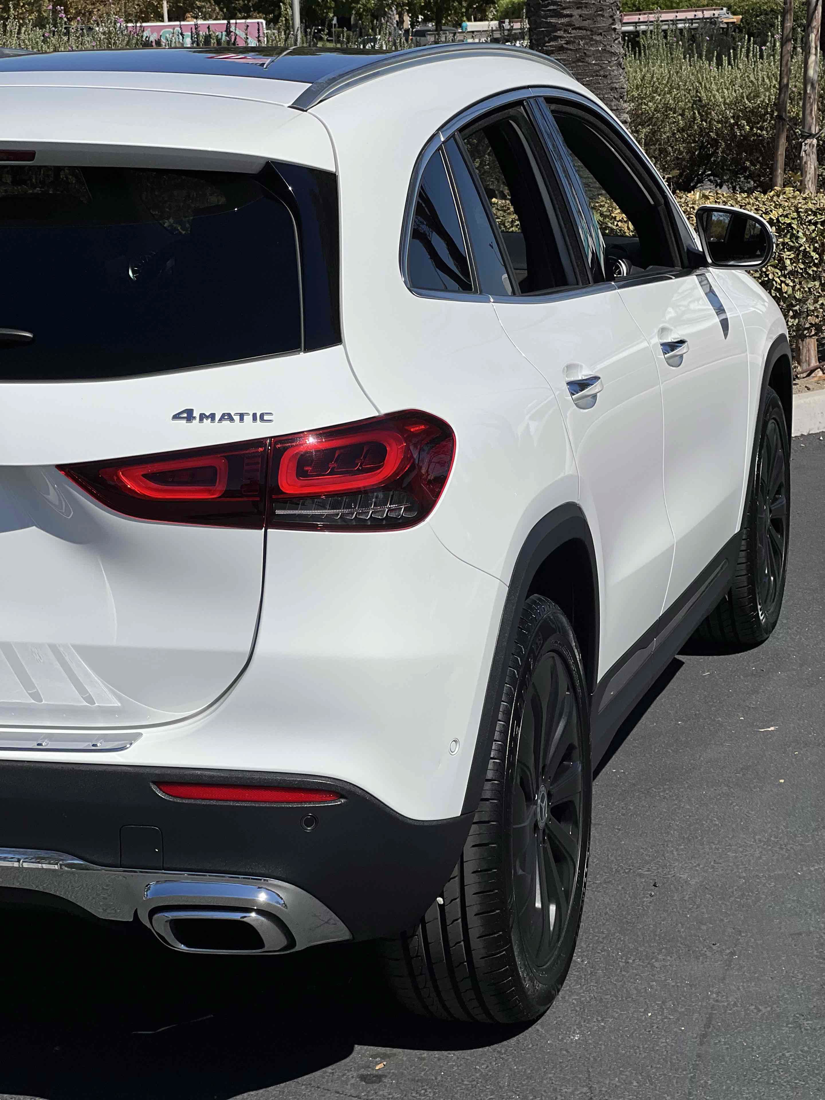Used 2021 Mercedes-Benz GLA 250 4MATIC w/ Premium Package image 56