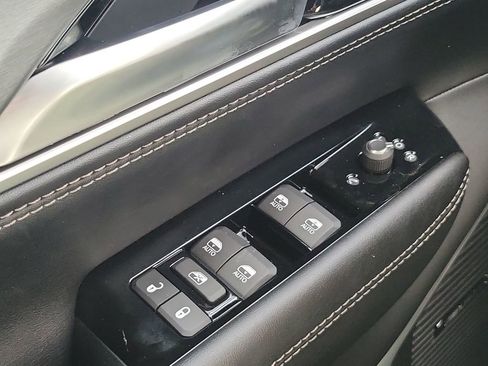 New 2025 Jeep Wagoneer 2WD w/ Convenience Group I image 34