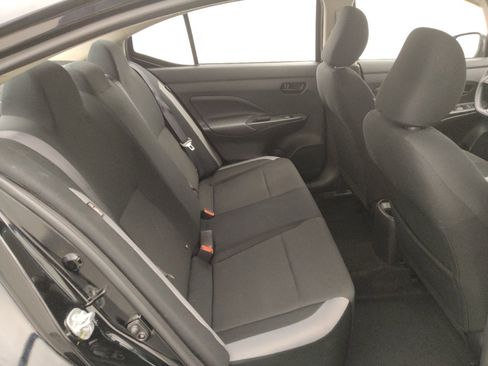 Used 2025 Nissan Versa S FWD image 19