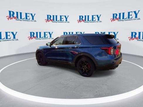 Certified 2021 Ford Explorer ST w/ Equipment Group 401A image 6