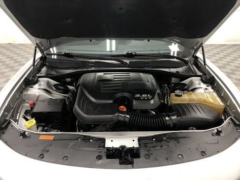 Used 2019 Dodge Charger SXT w/ Blacktop Package AWD/4WD image 22