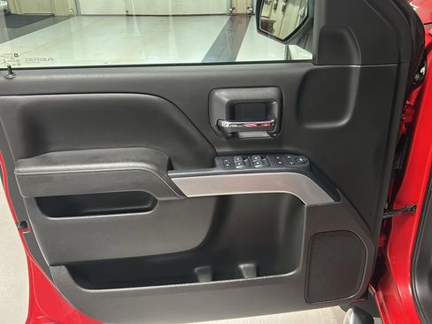 Used 2018 Chevrolet Silverado 1500 LT w/ All Star Edition image 12