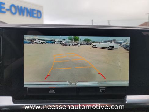 Used 2024 GMC Sierra 1500 SLE RWD image 25