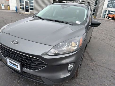 Used 2022 Ford Escape SEL w/ SEL Stealth AWD Package image 15