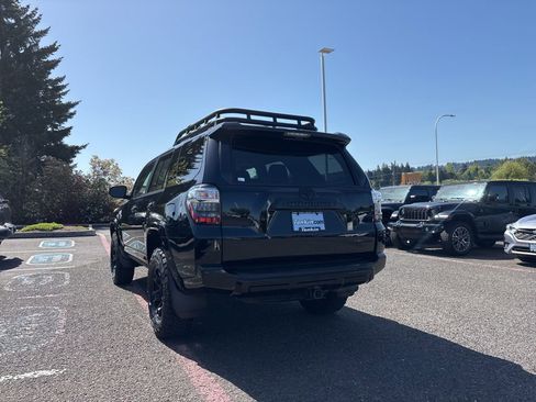 Used 2022 Toyota 4Runner TRD Pro AWD/4WD image 4