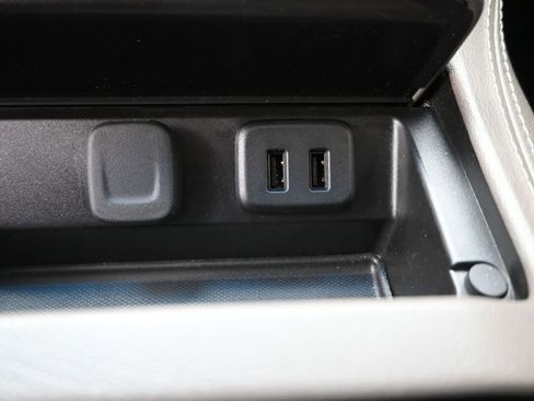 Used 2018 GMC Yukon Denali w/ Open Road Package image 4