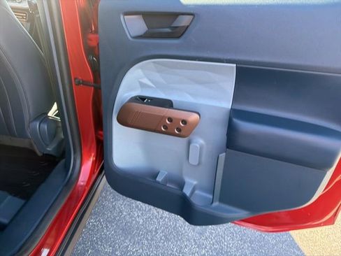 Used 2023 Ford Maverick Lariat w/ Lariat Luxury Package image 34