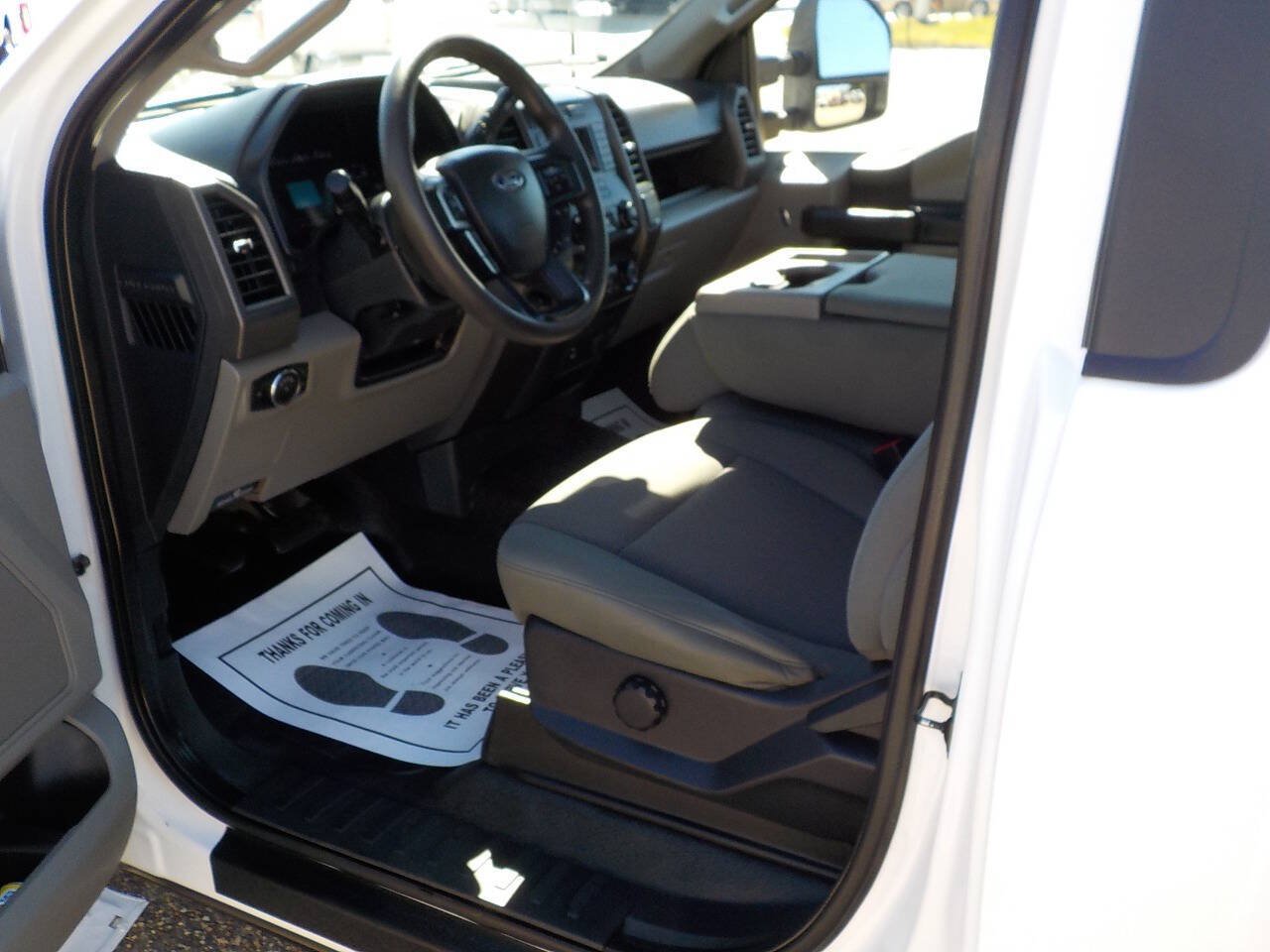 Used 2022 Ford F250 XL w/ Power Equipment Group RWD image 11