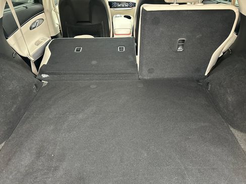 Used 2023 Genesis GV70 2.5T w/ Advanced Package image 16