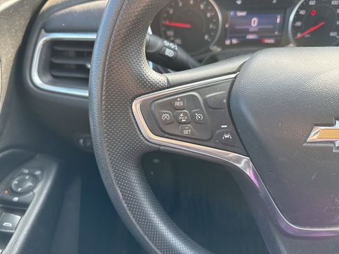 Used 2022 Chevrolet Equinox LT image 11