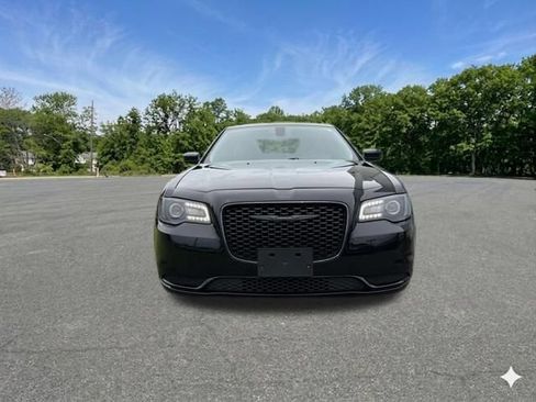 Used 2023 Chrysler 300 Touring w/ Sport Appearance Package AWD/4WD image 3