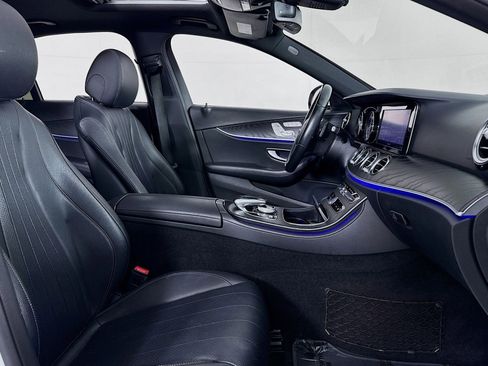 Used 2019 Mercedes-Benz E 300 image 6