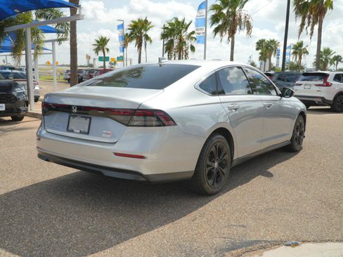 Used 2024 Honda Accord EX image 5