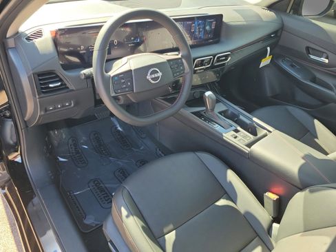 New 2026 Nissan Sentra SR image 17