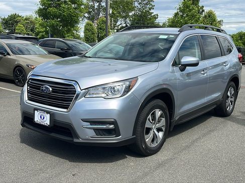 Used 2021 Subaru Ascent Premium w/ Convenience Package AWD/4WD image 3