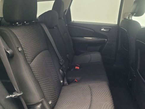 Used 2020 Dodge Journey SE w/ SE Popular Equipment Group image 19