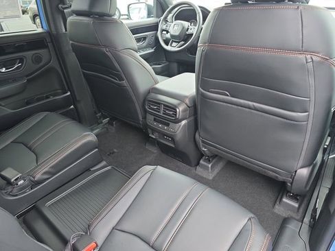 New 2025 Honda Pilot TrailSport image 11