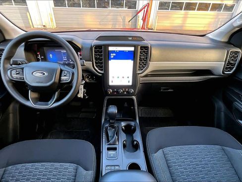 Used 2025 Ford Ranger XL w/ Trailer Tow Package image 15