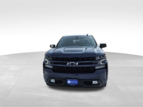 Used 2022 Chevrolet Silverado 1500 RST w/ Z71 Off-Road Package AWD/4WD image 3