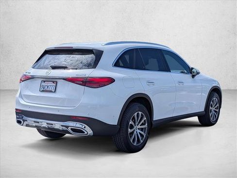Used 2026 Mercedes-Benz GLC 300 4MATIC image 5
