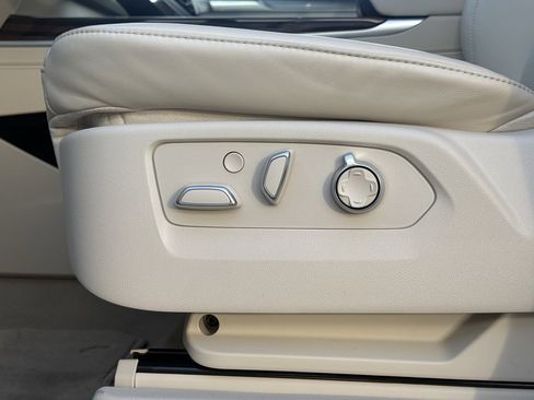 Used 2026 Cadillac Escalade Platinum Sport image 12