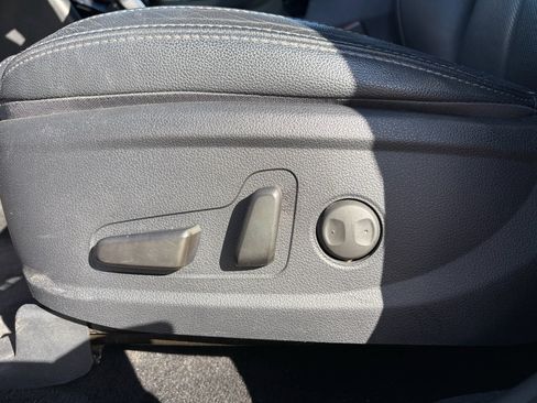 Used 2020 Hyundai Santa Fe SEL AWD/4WD image 18