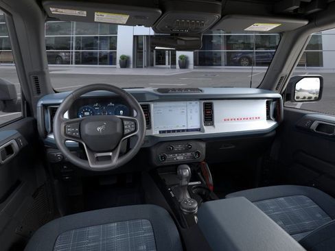 New 2026 Ford Bronco Heritage Edition image 10