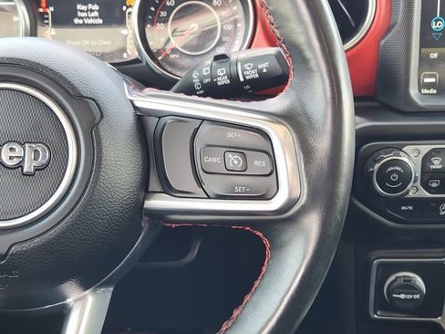 Used 2022 Jeep Wrangler Unlimited Rubicon w/ Cold Weather Group image 54