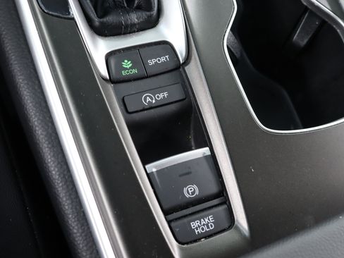 Used 2022 Honda Accord Sport image 15