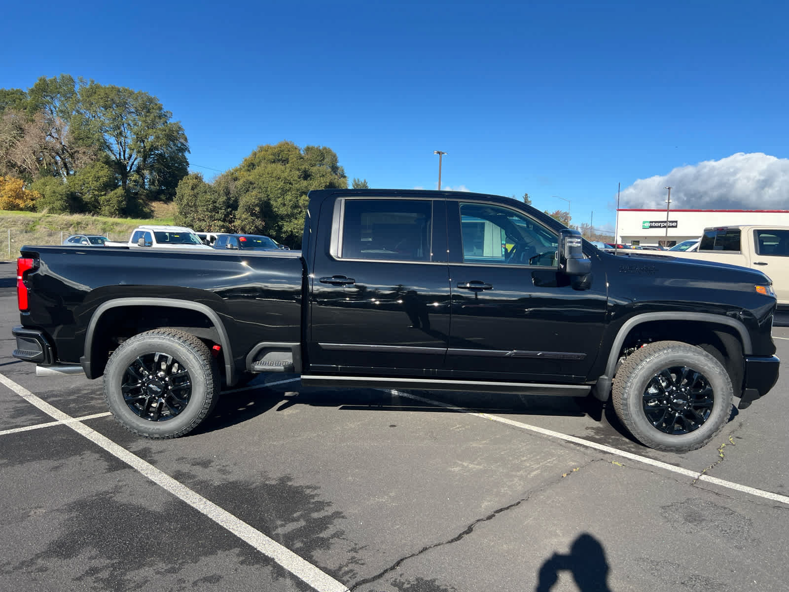 New 2026 Chevrolet Silverado 2500 High Country w/ Midnight Edition AWD/4WD image 7