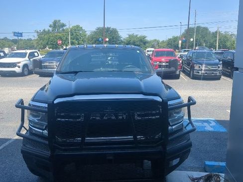 Used 2022 RAM 3500 Tradesman w/ Chrome Appearance Group AWD/4WD image 1