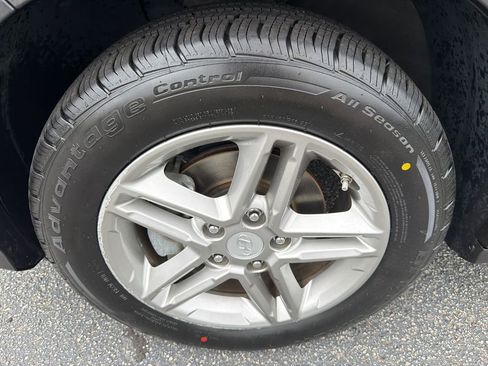 Used 2019 Hyundai Kona SE FWD image 11