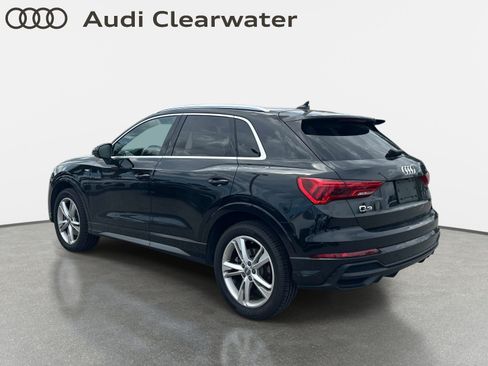 Used 2020 Audi Q3 2.0T Premium w/ Convenience Package AWD/4WD image 2