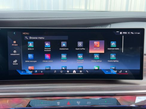 Used 2023 BMW 760i xDrive image 33