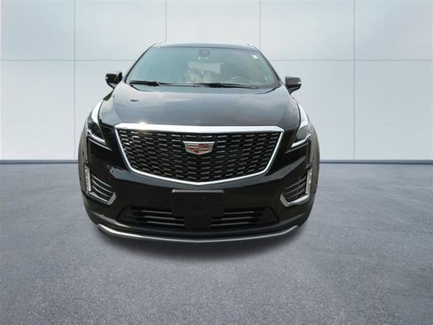 Used 2024 Cadillac XT5 Premium Luxury w/ Technology Package AWD/4WD image 5