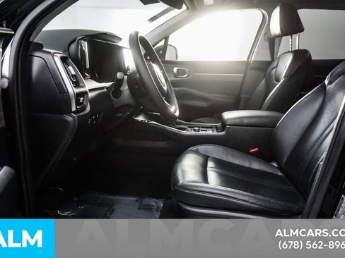 Used 2023 Kia Sorento EX w/ Panoramic Sunroof Package FWD image 16