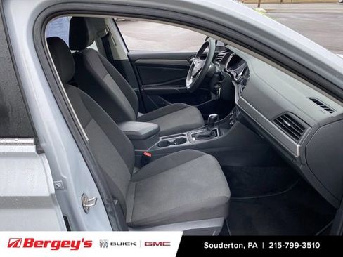 Used 2019 Volkswagen Jetta S w/ Driver Assistance Package image 31