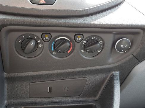 Used 2018 Ford Transit 350 XL RWD image 22