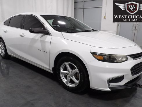 Used 2017 Chevrolet Malibu LS image 1