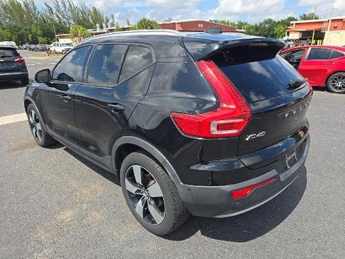 Used 2019 Volvo XC40 T5 Momentum AWD/4WD image 4