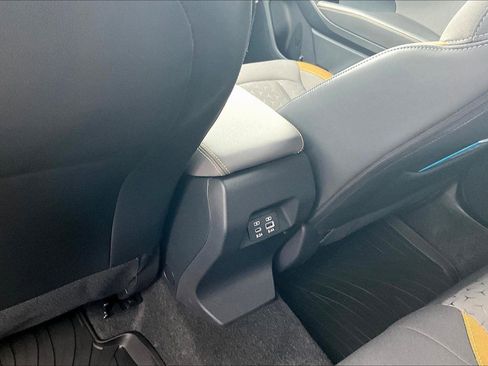 Used 2024 Subaru Crosstrek 2.5i Sport image 29