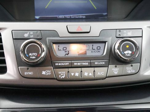 Used 2016 Honda Odyssey EX-L image 9