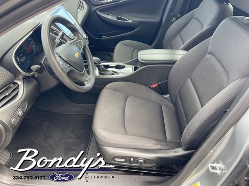 Used 2023 Chevrolet Malibu LT image 13