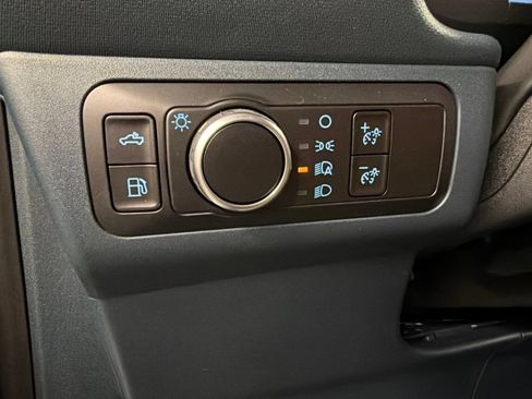 New 2026 Ford Maverick Lariat AWD/4WD image 24