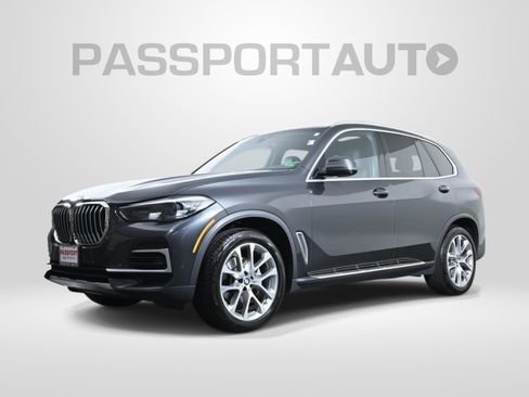 Used 2022 BMW X5 xDrive40i w/ Premium Package image 1