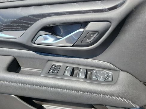 Used 2021 GMC Yukon XL Denali image 31