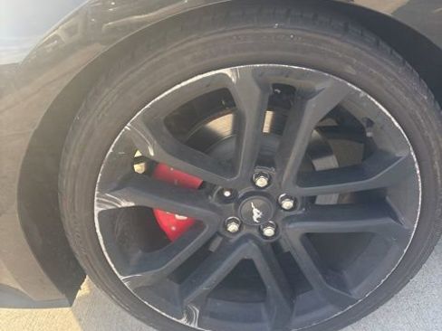 Used 2018 Ford Mustang GT Premium w/ Equipment Group 401A image 3