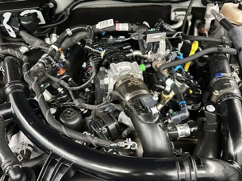 Used 2023 Ford Bronco Outer Banks image 7