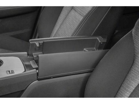 Used 2022 Nissan Rogue SV FWD image 12