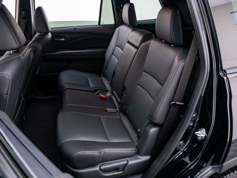 Certified 2021 Honda Passport Touring image 19